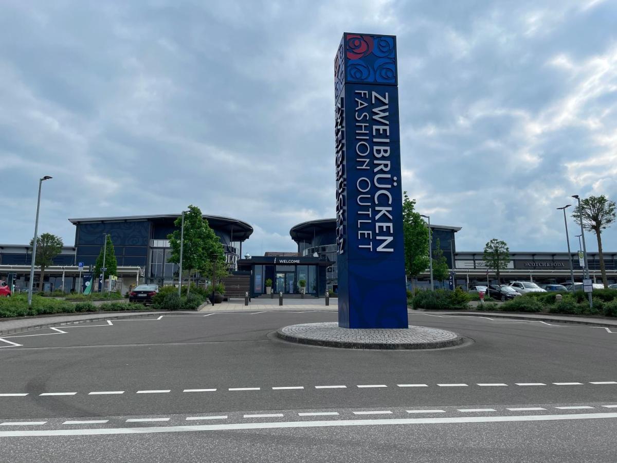 Апартаменты Stierpartment Am Pfaelzer Wald Naehe Outlet Center Zweibruecken Пирмазенс Экстерьер фото